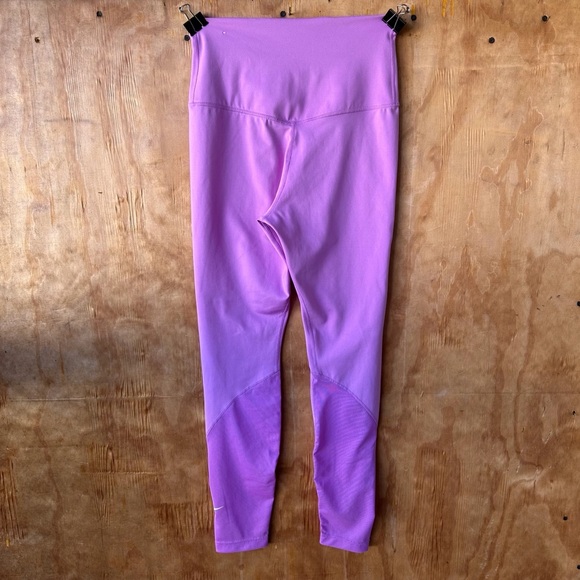 Nike Dri-Fit Light Purple HIgh Waist Mesh Detail Legging Tights - Picture 4 of 12